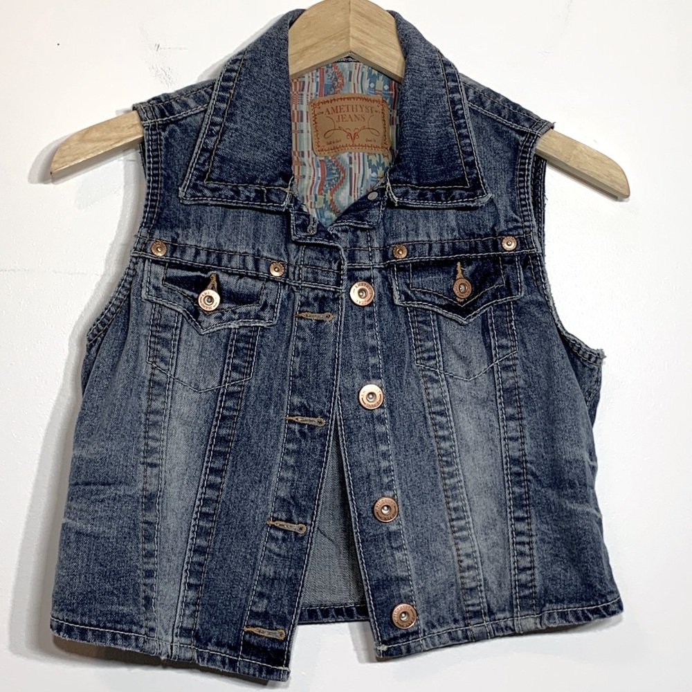 EUC Adorable Amethyst Denim Jean Button Down‎ Vest